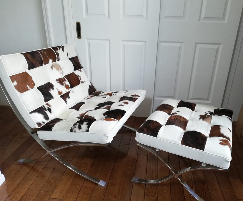 バルセロナチェア＆オットマン  ポニースキン 